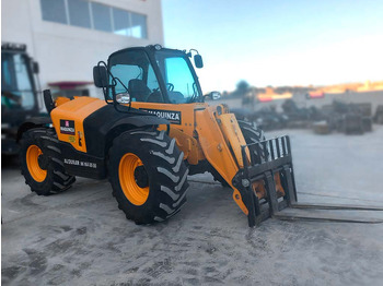 מפעיל טלסקופי JCB 531.70F F: תמונה 2