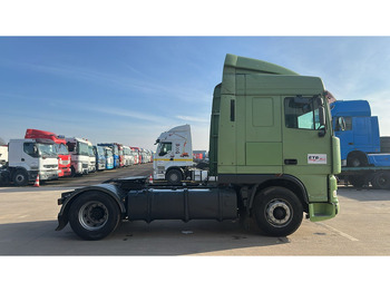 יחידת טרקטור DAF XF 95.430 (EURO 2 / MANUAL PUMP / POMPE MANUELLE / BOITE MANUELLE): תמונה 2
