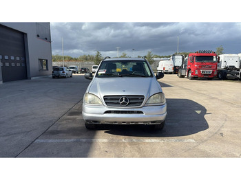 SUV Mercedes-Benz M-Klasse ML 270 CDI: תמונה 2