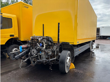 משאית תיבה MERCEDES-BENZ Atego 1227