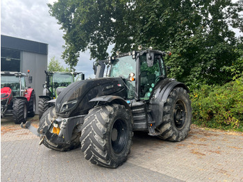 טרקטור חקלאי VALTRA T174