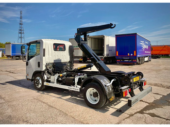 משאית הרמת וו ISUZU