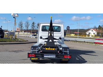 משאית הרמת וו IVECO Daily 50c18