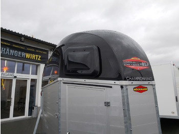 קרון נגרר לסוסים Pferdeanhänger Böckmann Champion UNO Esprit silver & black Haube schwarz 1600kg 2024: תמונה 2 קרון נגרר לסוסים Pferdeanhänger Böckmann Champion UNO Esprit silver & black Haube schwarz 1600kg 2024: תמונה 2