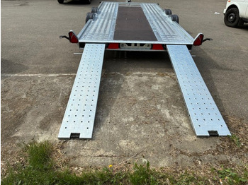 קרון נגרר בהובלה אוטומטית BRIAN JAMES TRAILERS