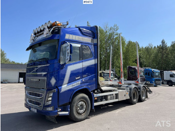 משאית עץ VOLVO FH16 750