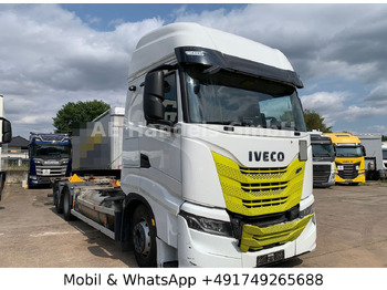 מוביל מכולות/ משאית החלפת גוף IVECO S-WAY