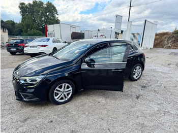 מכונית Renault Megane: תמונה 4