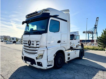 יחידת טרקטור MERCEDES-BENZ Actros 1851