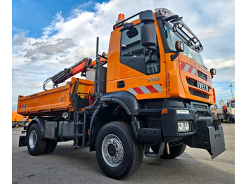 מזהיר IVECO Trakker