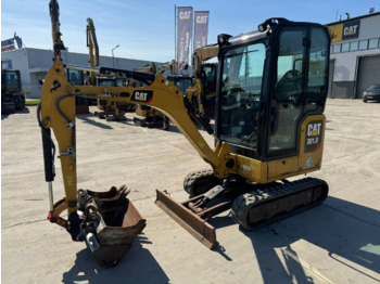 מחפר סורק CATERPILLAR 301.8