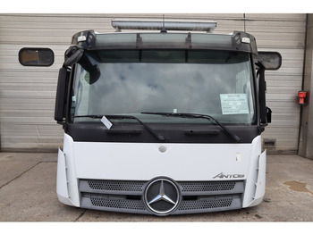 תא ופנים הרכב MERCEDES-BENZ