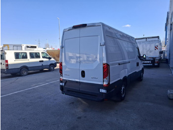 כלי רכב מסחרי לנוסעים IVECO Daily 35S14V: תמונה 4