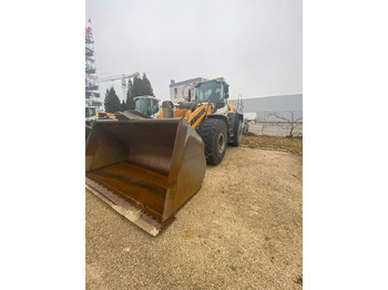 מעמיס גלגלים LIEBHERR L 580