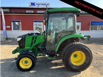 טרקטור חקלאי JOHN DEERE