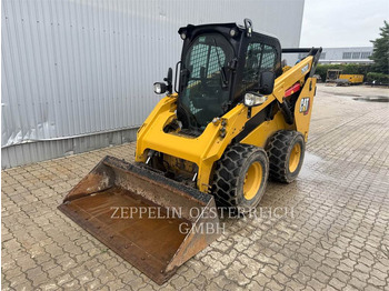 מעמיס היגוי החלקה CATERPILLAR