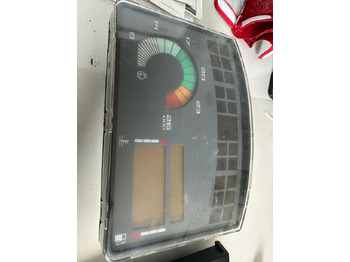 לוח מחוונים CLAAS