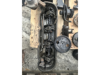 ראש צילינדר עבור מכונה חקלאית Fiat 780dt  Fiat 8045 głowica cylindrów , klawiatura głowicy , rozrząd , części: תמונה 2