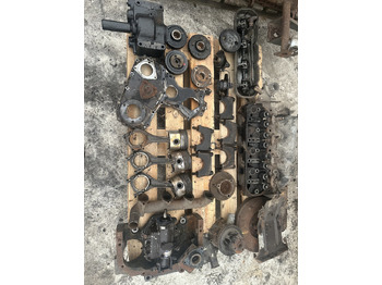 ראש צילינדר עבור מכונה חקלאית Fiat 780dt  Fiat 8045 głowica cylindrów , klawiatura głowicy , rozrząd , części: תמונה 3