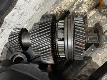 תיבת הילוכים וחלקים JCB