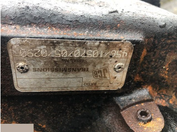 תיבת הילוכים וחלקים JCB