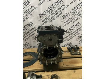 בלוק צילינדר עבור מכונה חקלאית Kubota 1105 blok silnika Kubota d1105 części: תמונה 4