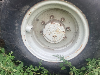 חישוק עבור מכונה חקלאית Manitou Felga Felgi 20 cali , 405/70-20: תמונה 3 חישוק עבור מכונה חקלאית Manitou Felga Felgi 20 cali , 405/70-20: תמונה 3