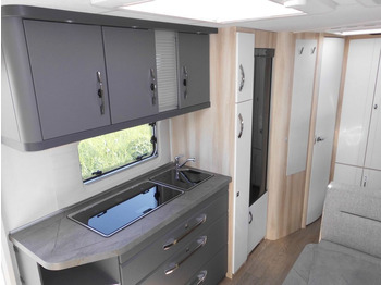 קרוואן נגרר HOBBY DE LUXE 545 KMF