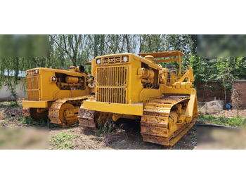 מניח צינורות KOMATSU D155