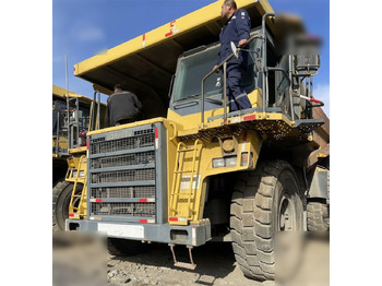 משאית סלעים/ מסיר פסולת קשיח KOMATSU HD465