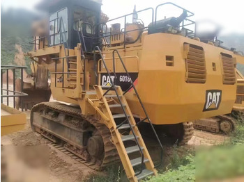 מחפר סורק CATERPILLAR