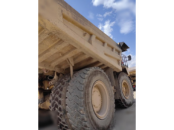 משאית סלעים/ מסיר פסולת קשיח 2018 CATERPILLAR 777E: תמונה 4