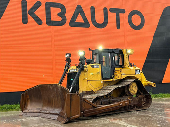 דחפור CATERPILLAR D6T