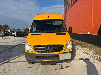 מיניבוס, כלי רכב מסחרי לנוסעים Mercedes-Benz Sprinter 515 CDI 19 SEATS / WHEELCHAIR RAMP: תמונה 2 מיניבוס, כלי רכב מסחרי לנוסעים Mercedes-Benz Sprinter 515 CDI 19 SEATS / WHEELCHAIR RAMP: תמונה 2
