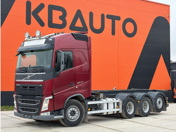 משאית עם שלדת תא VOLVO FH 540