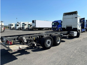 משאית עם שלדת תא DAF XF 410 FAN: תמונה 3