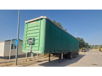 סמיטריילר עם וילונות צד FRUEHAUF
