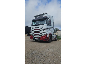 יחידת טרקטור IVECO S-WAY