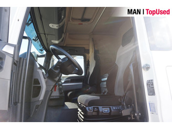 Interior photo 1: מזהיר MAN TGS 26.460 6X2-4 BL Abroll Kipper