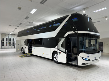 אוטובוס בין עירוני NEOPLAN