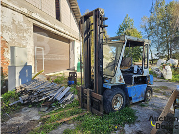 מלגזה CATERPILLAR