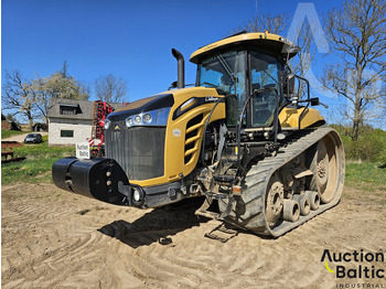 טרקטור עוקב CHALLENGER