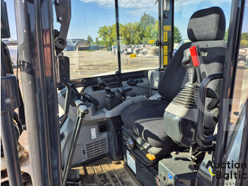 מיני מחפר Komatsu PC80MR-3: תמונה 5