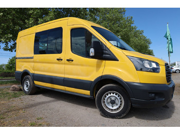 כלי רכב מסחרי עם לוח FORD Transit