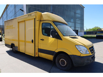 כלי רכב מסחרי עם תיבה MERCEDES-BENZ Sprinter