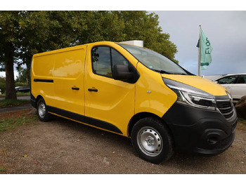 מכונית RENAULT