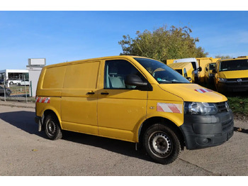 כלי רכב מסחרי עם לוח VOLKSWAGEN Transporter T5