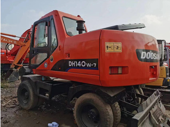 מחפר גלגלים DOOSAN