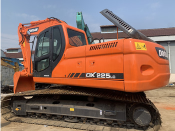 מחפר סורק DOOSAN DX225LC