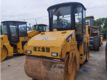 רולר XCMG XS10J